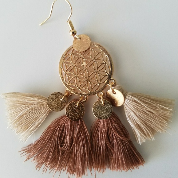 Jewelry - Round bohemia tassel earring